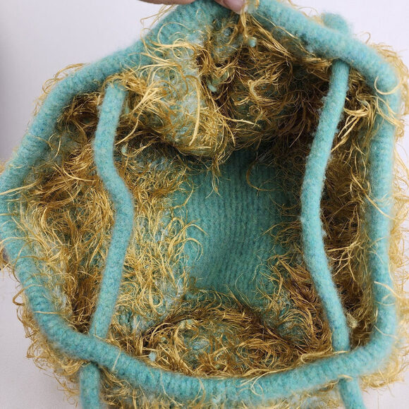 Hand knit Wool Aqua Eyelash Knit Satchel Purse - Picture 6 of 7